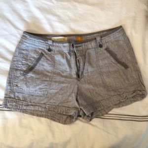 Gray shorts